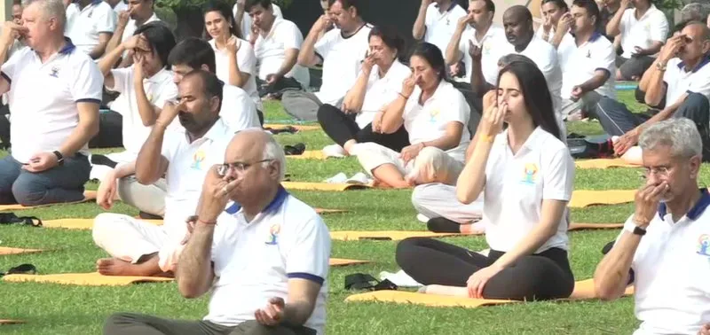 Yoga: A Comprehensive Journey to Mind, Body, and Spiritual Harmony